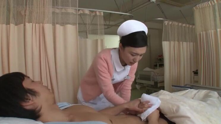 最新のフェラチオ/フェラJAV映画に登場する信じられないほど美しい日本人モデル