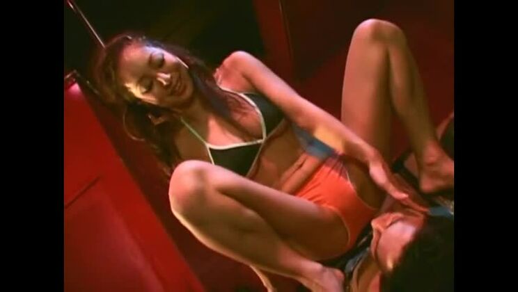 エキゾチックな日本人女性、福原美奈が出演するベストハードコア、カップルJAVシーン