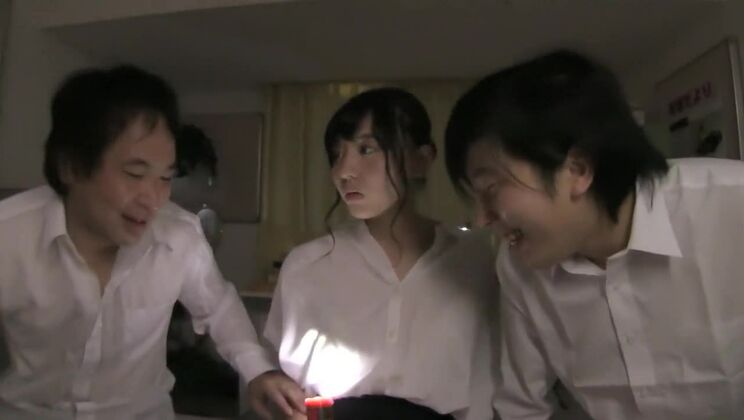 素晴らしいHD画質の、POV JAV映画に登場するクレイジーな日本人女性