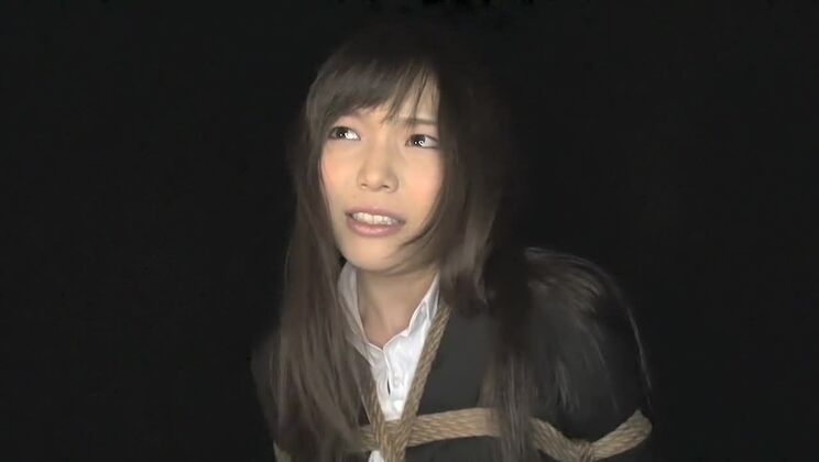 最高のHD JAVビデオに登場する信じられないほど美しい日本人少女