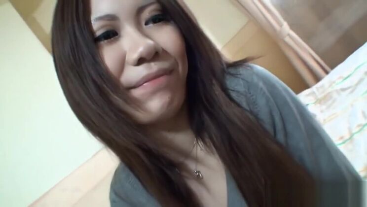 巨乳の日本人ワイルドカウガール