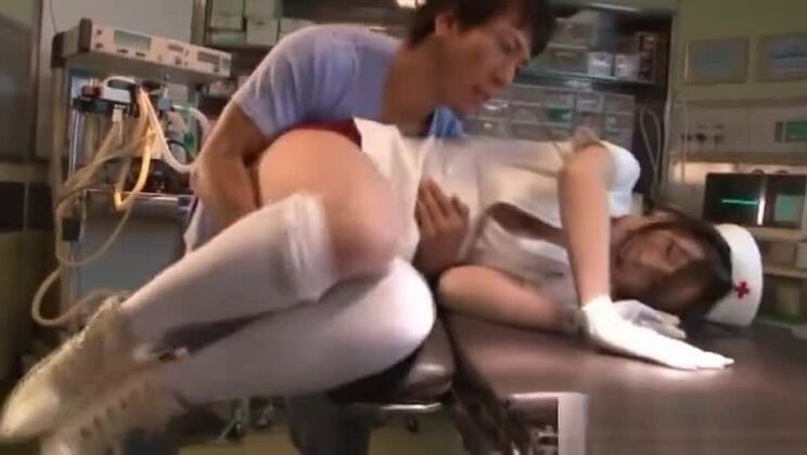 春風恵美 愛らしいアジア人看護師がパート1を楽しむ