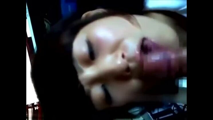 日本人モデルが出演する、あなただけのための最もホットなJAVビデオ