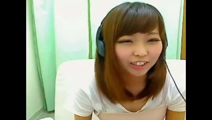 ワイルドな日本人売春婦 JAV映画を見る、それは素晴らしい