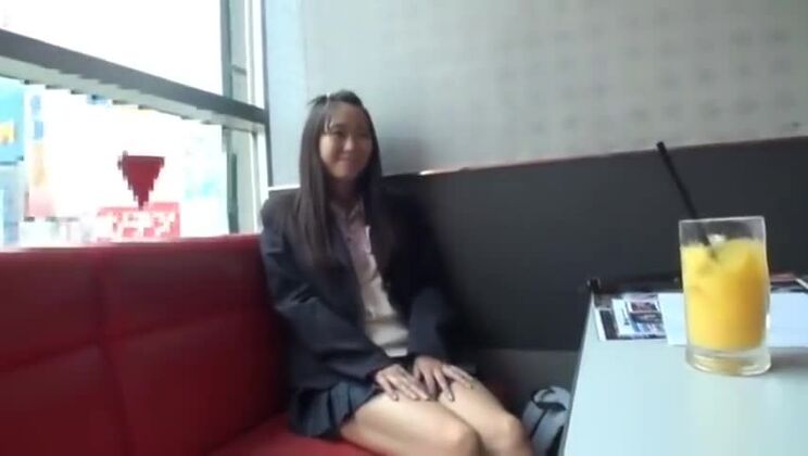 日本人の小乳美女が登場する、今まで見た中で最も魅力的なJAVビデオ