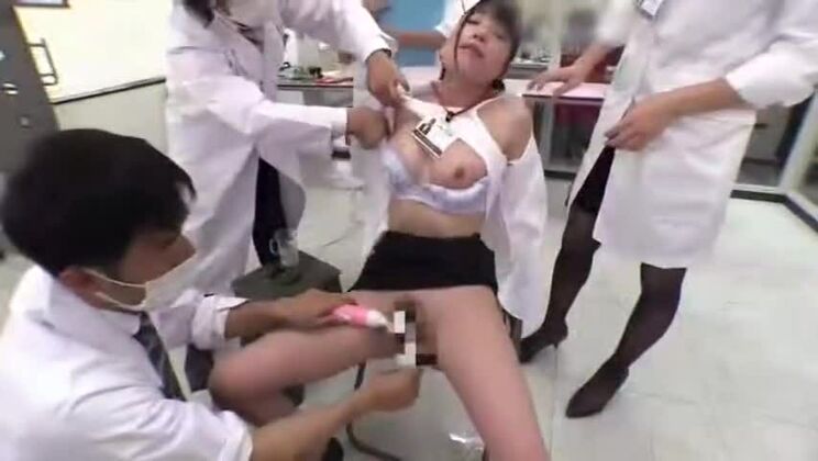 エキゾチックなポルノシーンの射精チェックは今まで見たことがある