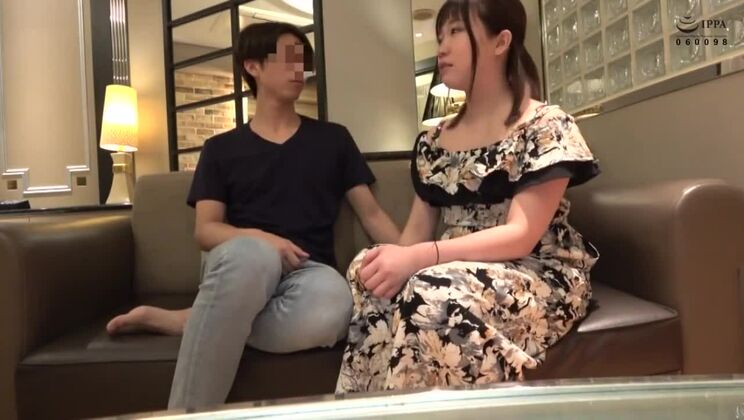 FGのエキゾチックなセックスシーン、毛深いチェックはあなただけのために。