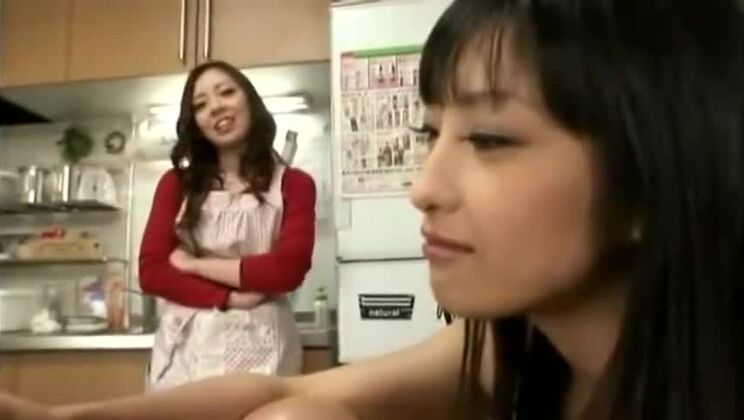 姉妹セックスファイト