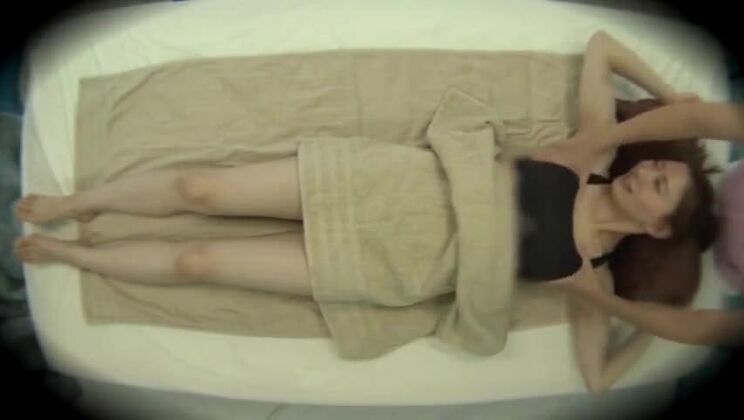 素晴らしいJAV映画で日本人売春婦をノーカットでご覧ください