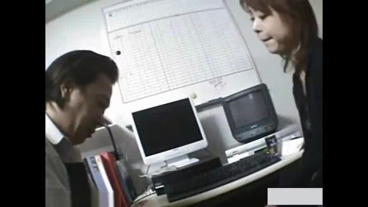 本物のフェラチオ万引き少女