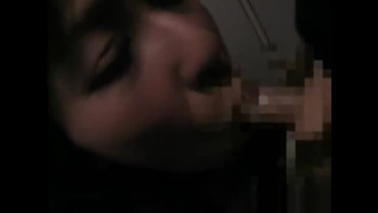 EzHotPorn - アマチュアのアジアの尻軽女 純粋なハードコア