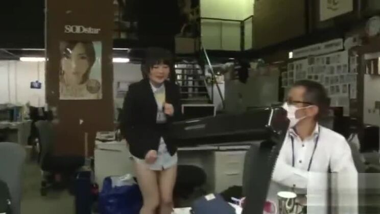 新しい日本人モデルがJAVクリップを見ようとしています、見てください