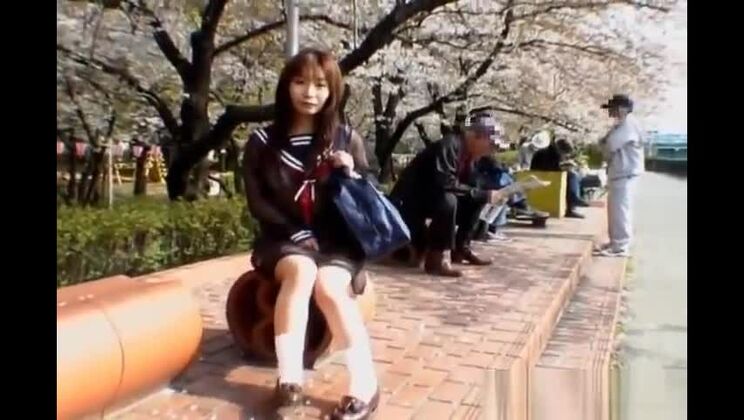 Mikan Amazing パート1 の無料 jav